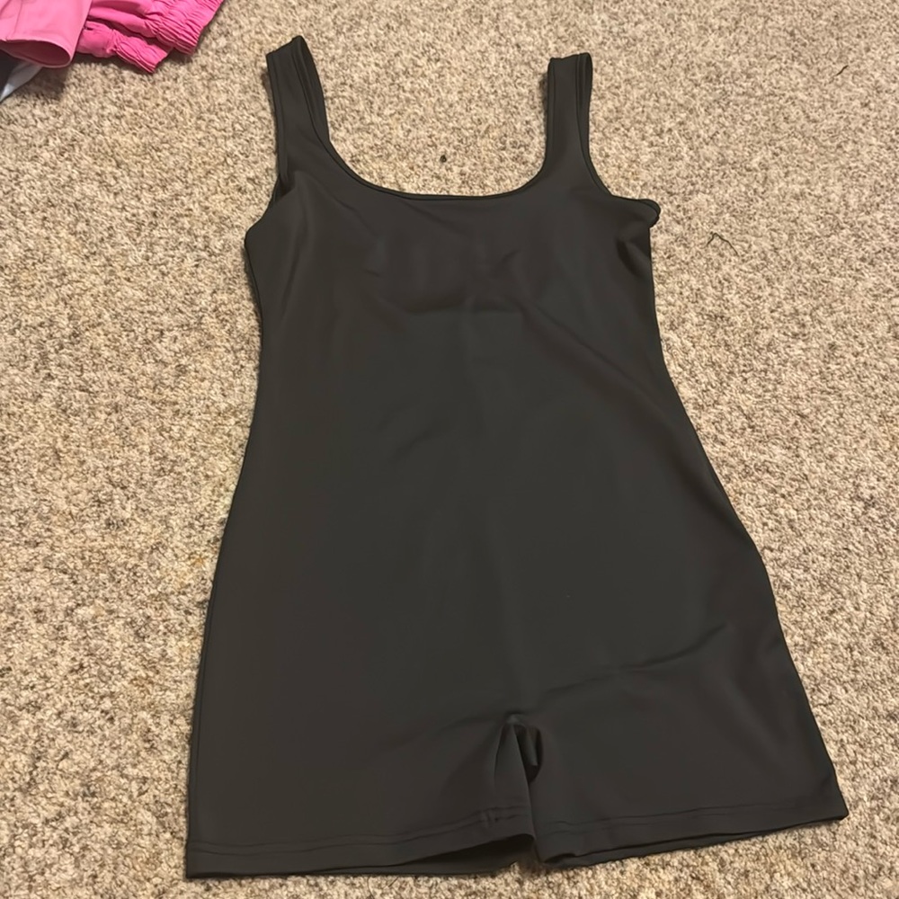 🛑3 FOR $30🛑 Black Athletic Romper